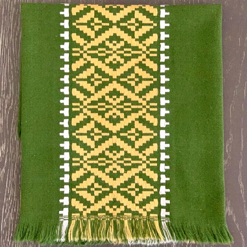 Table Runner Mid-Century Modern Geometric Design